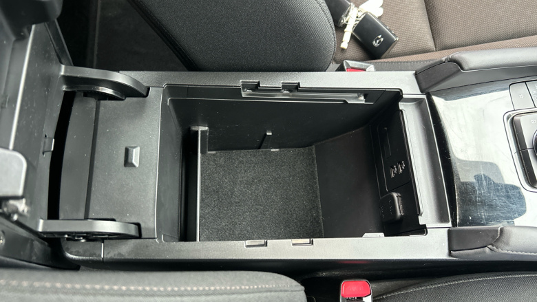 Mazda 3 2.0 e-Skyactiv G MHEV SE-L Lux 5dr Auto Petrol Hatchback